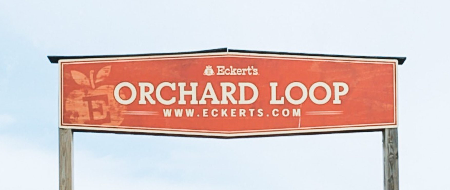 A picture of Eckert's orchard loop sign